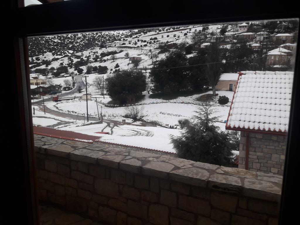 شقة Mezonetes Helmos Ano Lousoi المظهر الخارجي الصورة